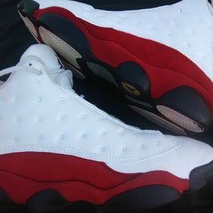 1997 og Jordan chicago 13s see discription.